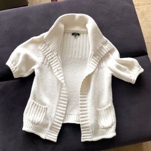Cardigan sweater